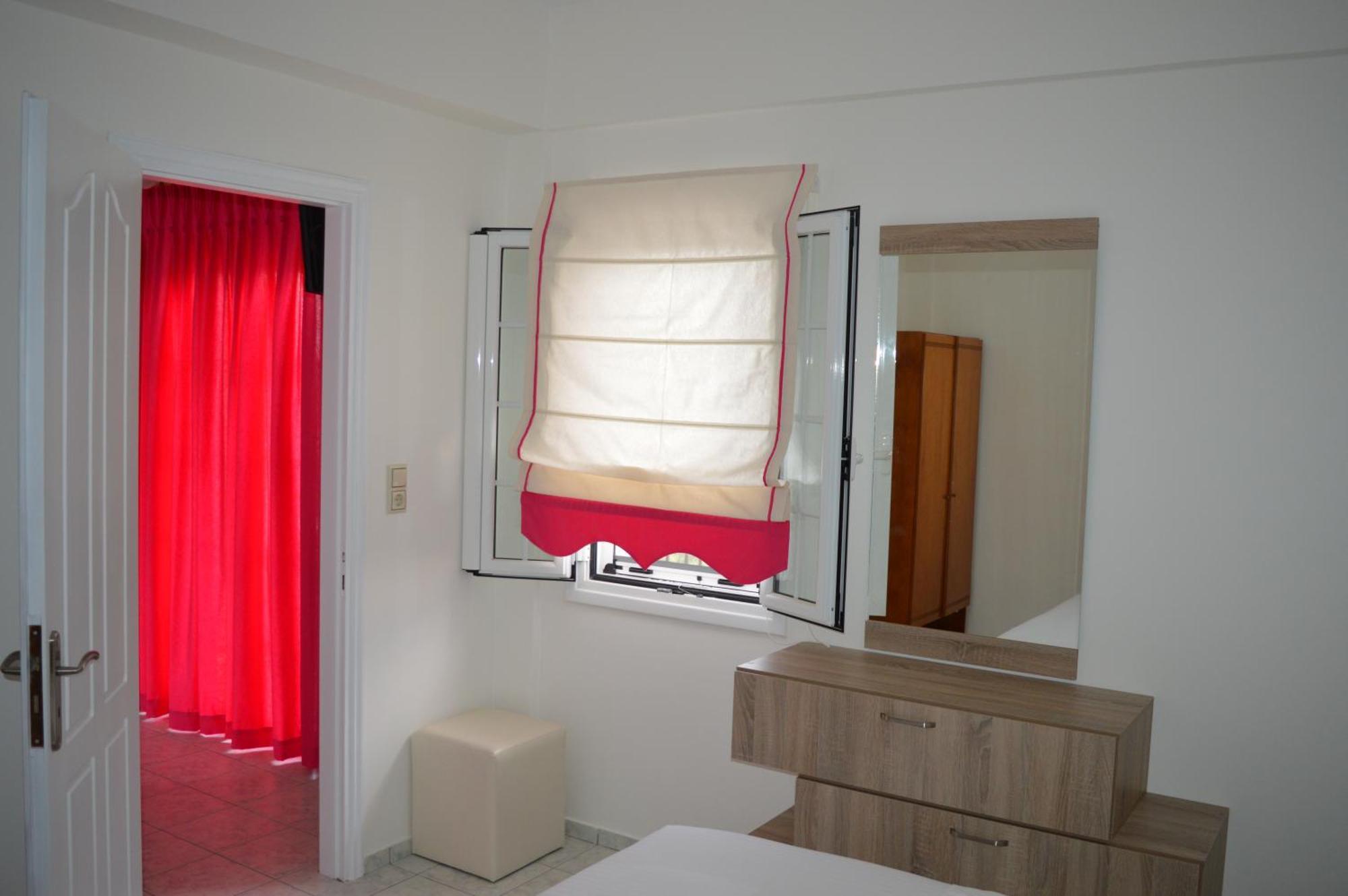Dallas Studios Sivota  Ruang foto